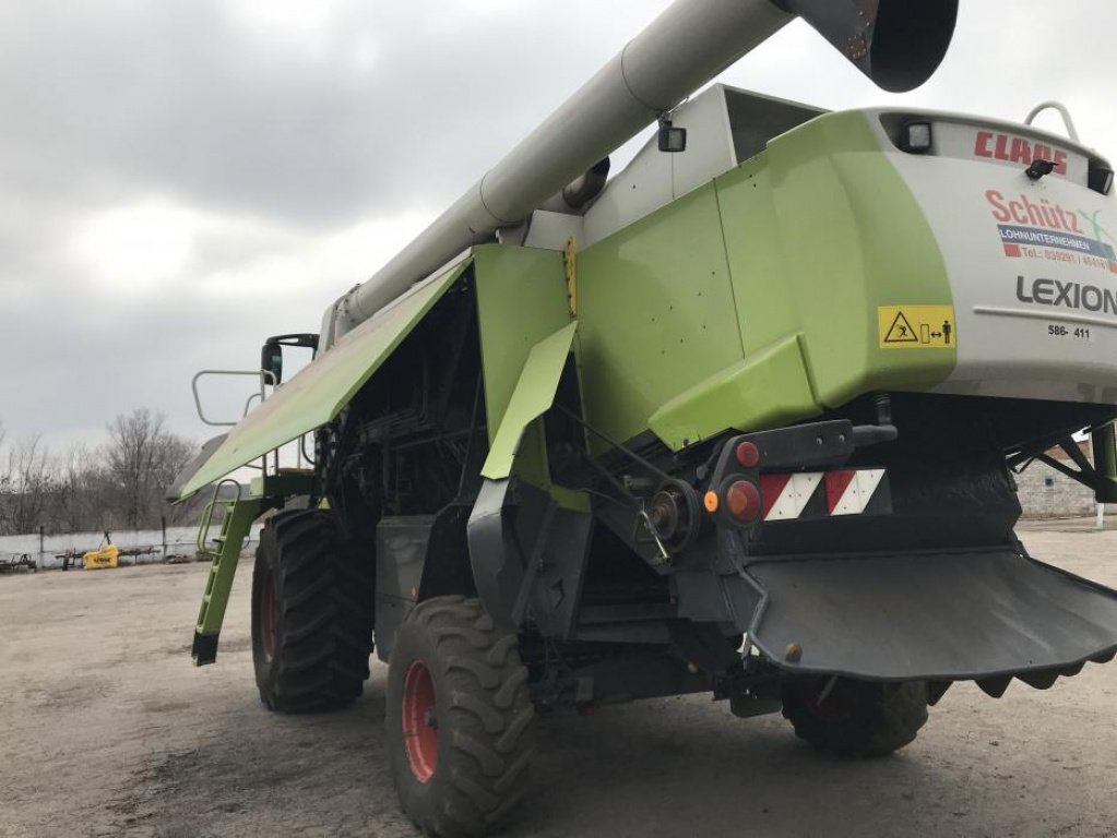 Oldtimer-Mähdrescher des Typs CLAAS Lexion 580, Neumaschine in Не обрано (Bild 4)