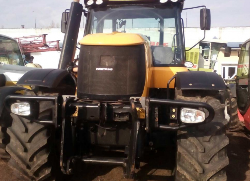 Oldtimer-Traktor van het type JCB Fastrac 3230, Neumaschine in Ковель (Foto 3)