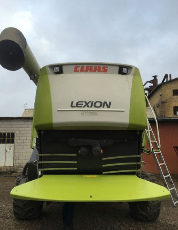 Oldtimer-Mähdrescher du type CLAAS Lexion 560, Neumaschine en Житомир (Photo 8)