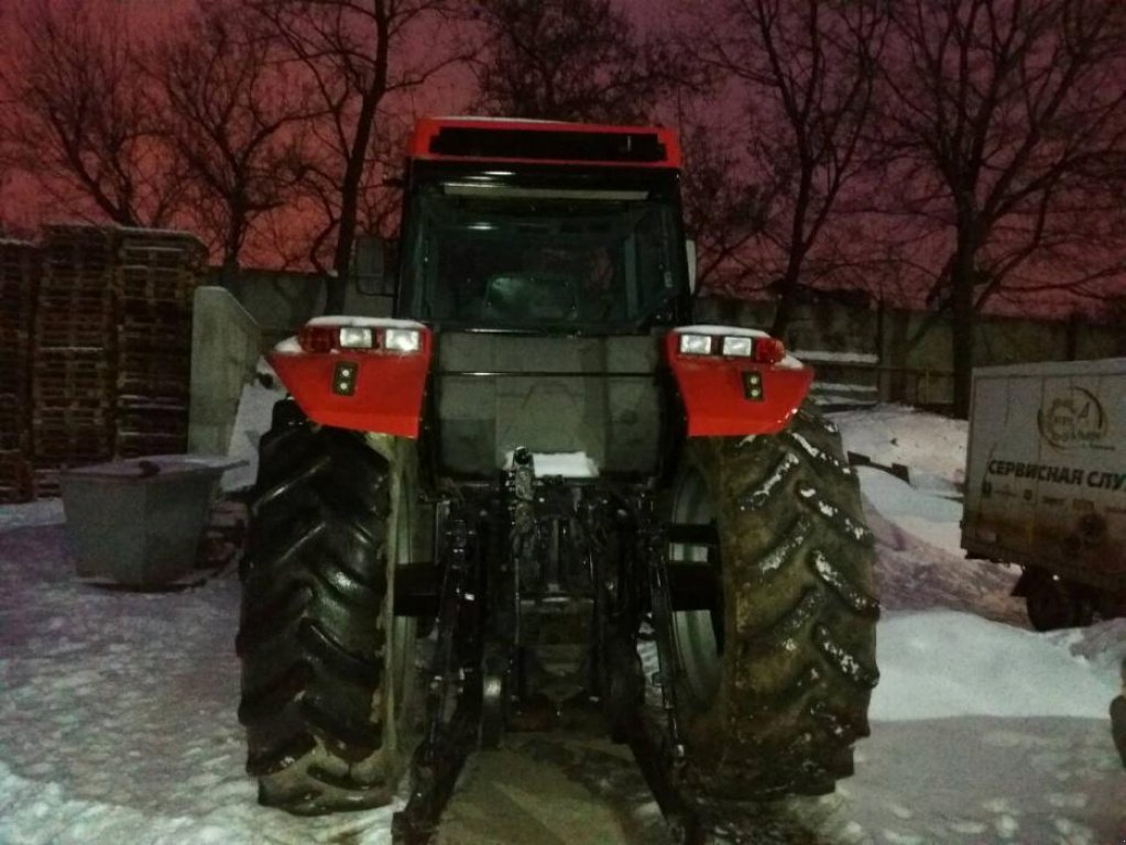 Oldtimer-Traktor van het type Case IH 7230, Neumaschine in Не обрано (Foto 2)