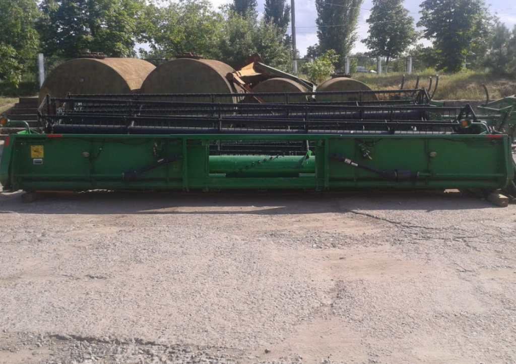 Schneidwerk del tipo John Deere 925F,  In Сливине (Immagine 1)