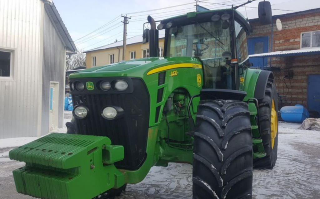 Oldtimer-Traktor del tipo John Deere 8430, Neumaschine en Тернопіль (Imagen 5)