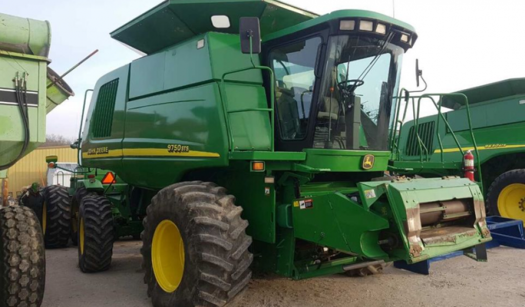 Oldtimer-Mähdrescher a típus John Deere 9750 STS, Neumaschine ekkor: Кіровоград (Kép 5)