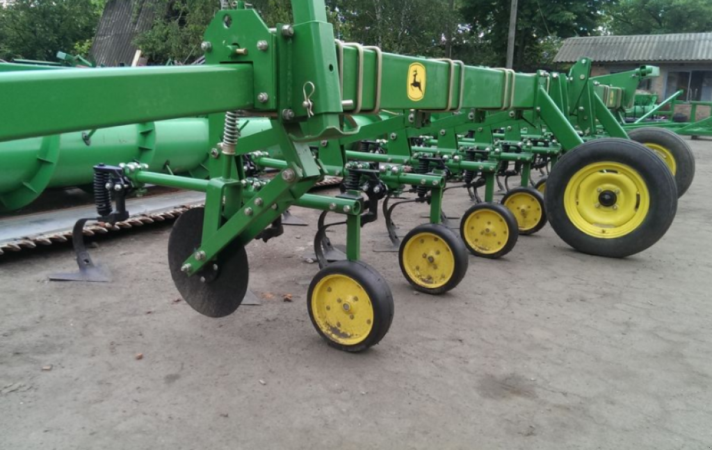 Kartoffelpflegetechnik typu John Deere 825,  v Кіровоград (Obrázek 5)