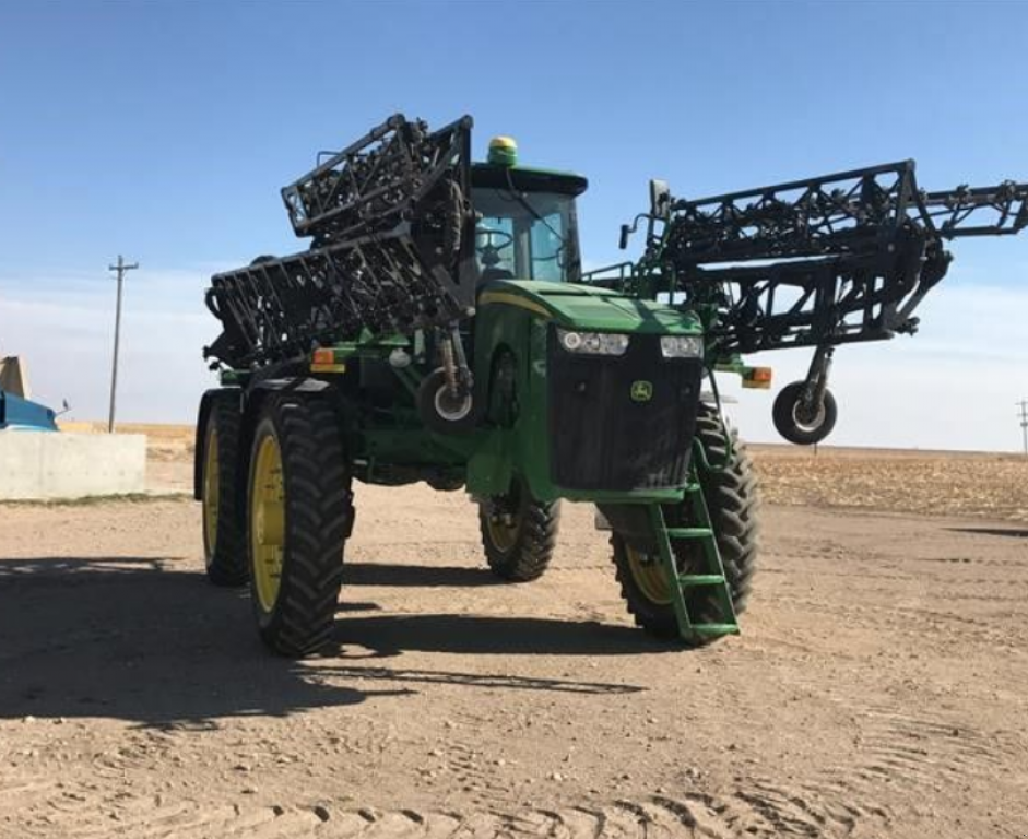 Selbstfahrspritze van het type John Deere 4940,  in Кіровоград (Foto 3)