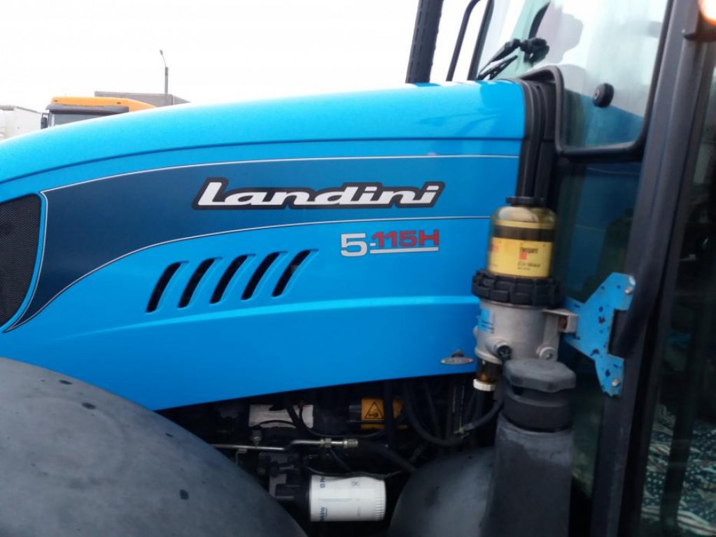 Oldtimer-Traktor του τύπου Landini 5-115H, Neumaschine σε Краматорськ (Φωτογραφία 4)