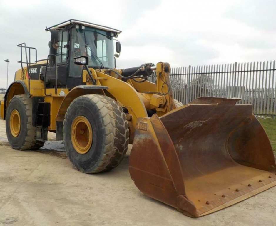 Frontlader del tipo Caterpillar 966K, Neumaschine en Київ (Imagen 2)