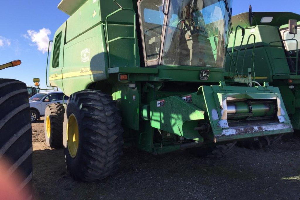 Oldtimer-Mähdrescher Türe ait John Deere 9650 STS, Neumaschine içinde Київ (resim 3)