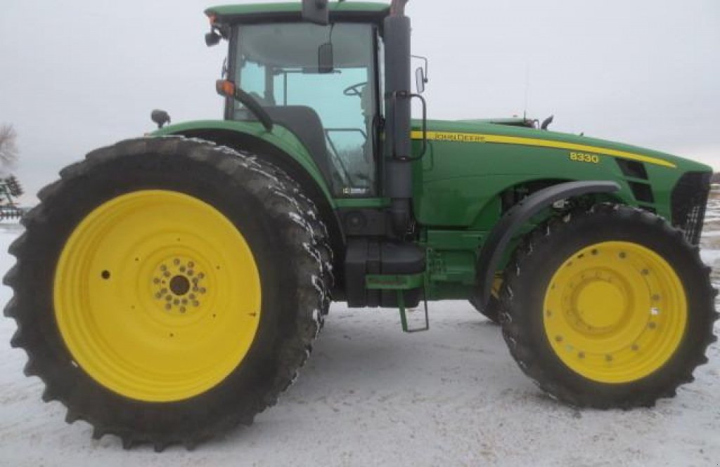 Oldtimer-Traktor typu John Deere 8330, Neumaschine v Київ (Obrázek 2)