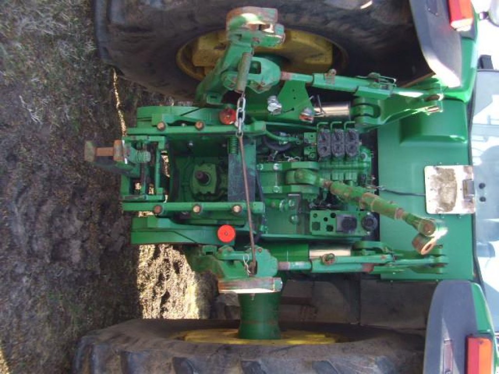 Oldtimer-Traktor Türe ait John Deere 8430, Neumaschine içinde Київ (resim 4)