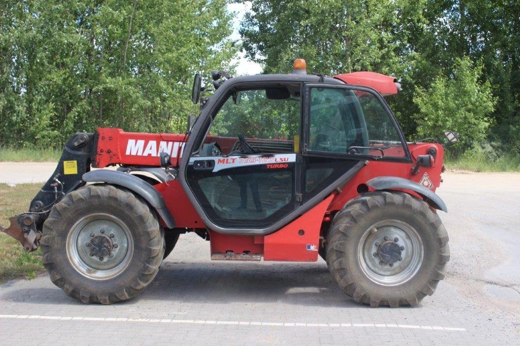 Teleskopstapler от тип Manitou MLT 735-120 LSU Turbo, Neumaschine в Пролиски (Снимка 4)