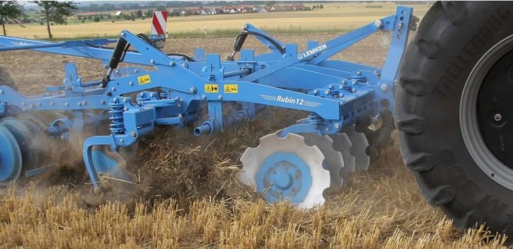 Wiesenegge van het type Lemken Rubin 12/400 KUA,  in Пологи (Foto 8)