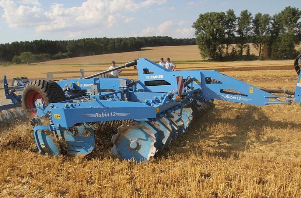 Wiesenegge van het type Lemken Rubin 12/400 KUA,  in Пологи (Foto 1)