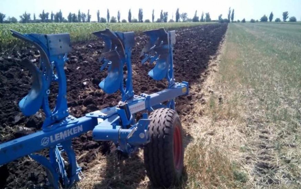 Scheibenpflug del tipo Lemken Juwel 7М,  In Пологи (Immagine 1)