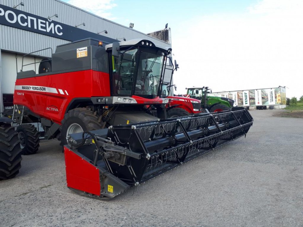 Oldtimer-Mähdrescher des Typs Massey Ferguson 7347 S Activa, Neumaschine in Дніпропетровськ (Bild 4)