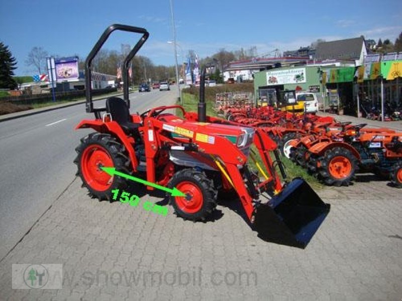 Kubota Kleintraktor Allrad Kubota L1802 komplett überholt ...