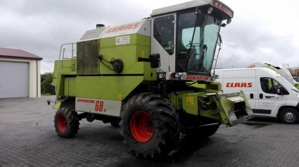 Oldtimer-Mähdrescher of the type CLAAS Dominator 68 S, Neumaschine in Полтава (Picture 5)