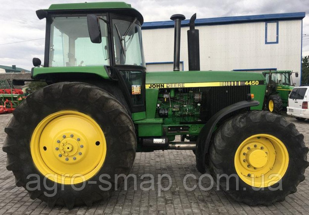 Oldtimer-Traktor typu John Deere 4450, Neumaschine w Горохів (Zdjęcie 8)