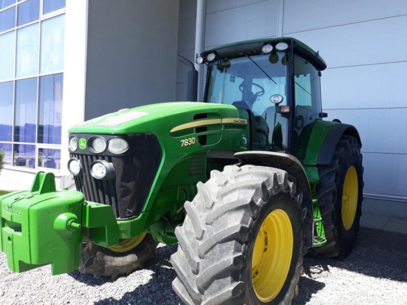 Oldtimer-Traktor του τύπου John Deere 7830, Neumaschine σε Дніпро (Φωτογραφία 1)