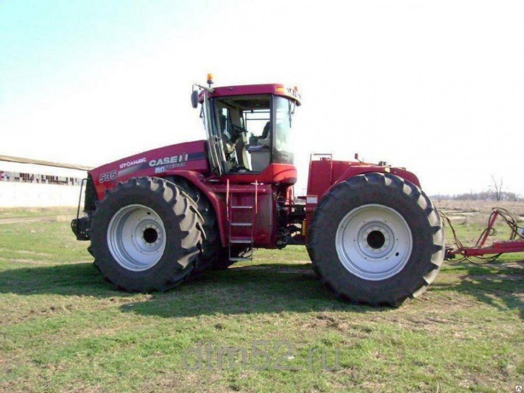 Oldtimer-Traktor van het type John Deere 6330, Neumaschine in Не обрано (Foto 3)