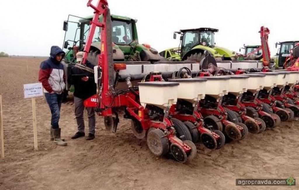 Sämaschine typu CHALLENGER 8186 СB, Gebrauchtmaschine v Дніпро (Obrázok 2)