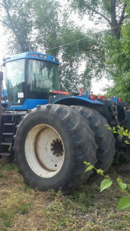 Oldtimer-Traktor of the type New Holland T9060, Neumaschine in Запоріжжя (Picture 3)