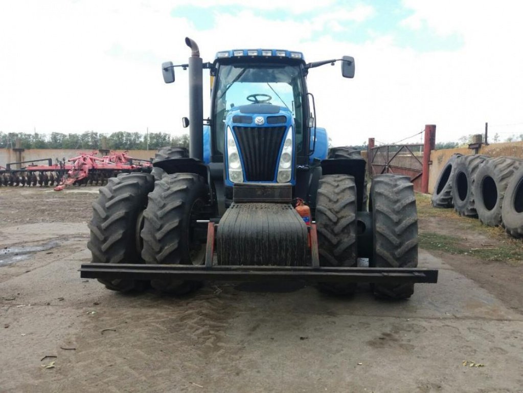 Oldtimer-Traktor del tipo New Holland T8050, Neumaschine In Запоріжжя (Immagine 5)