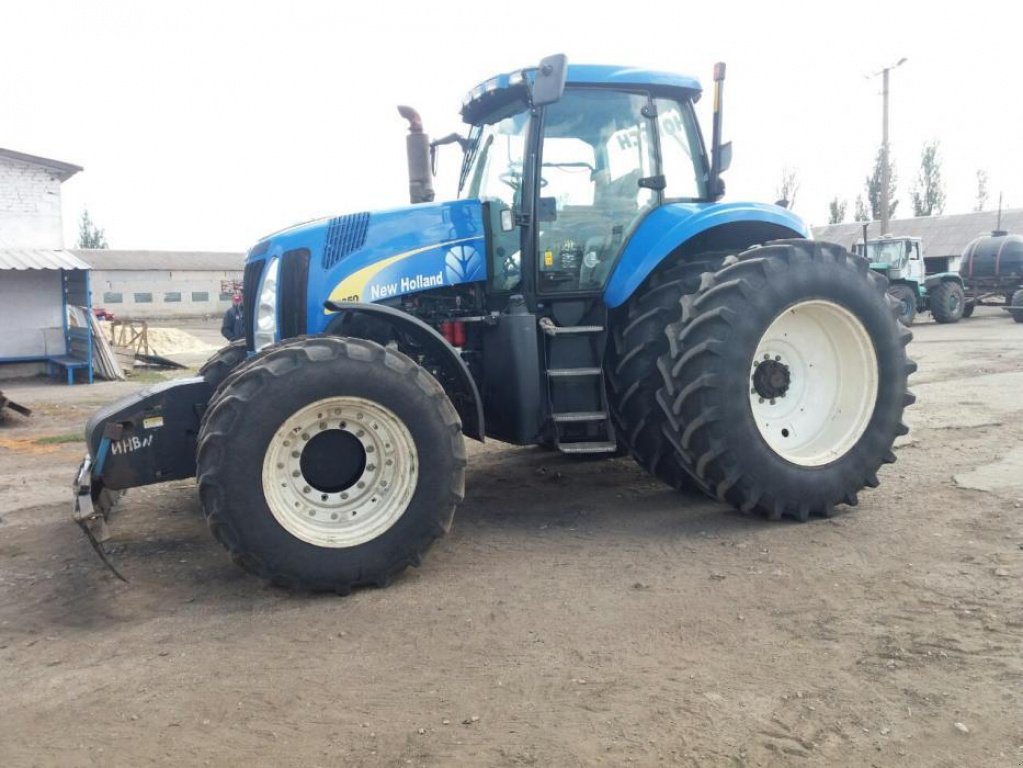 Oldtimer-Traktor του τύπου New Holland T8050, Neumaschine σε Запоріжжя (Φωτογραφία 8)