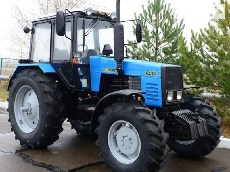 Oldtimer-Traktor za tip Belarus Беларус-1221.2, Neumaschine u Київ (Slika 1)