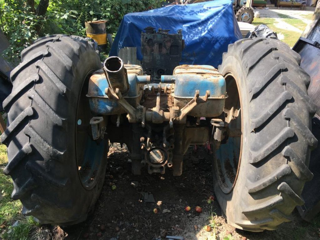 Oldtimer-Traktor типа Belarus Беларус-82, Neumaschine в Тернопіль (Фотография 1)