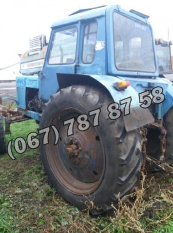 Oldtimer-Traktor van het type Belarus Беларус-80, Neumaschine in Запоріжжя (Foto 3)