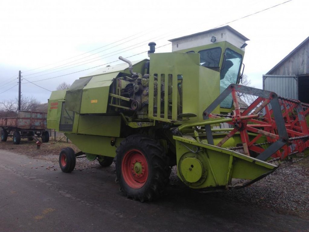 Oldtimer-Mähdrescher of the type CLAAS Consul, Neumaschine in Моквин (Picture 4)