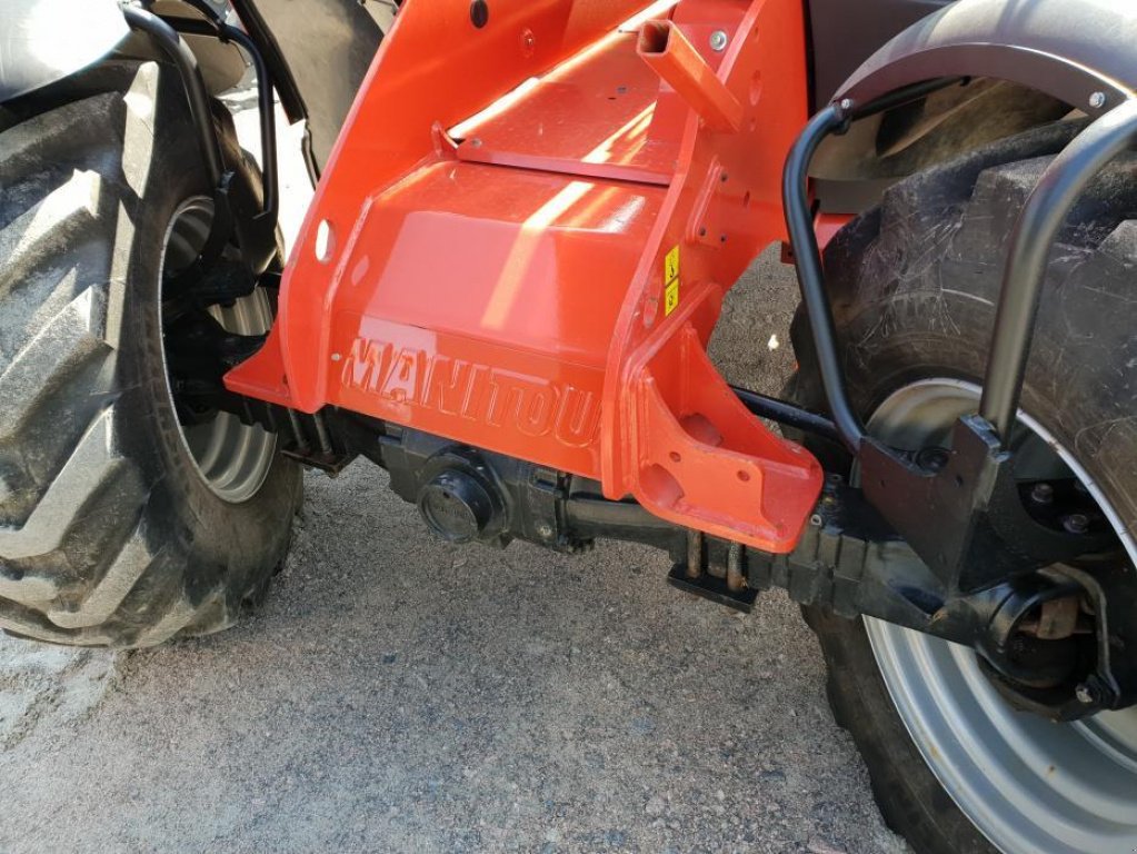 Frontlader a típus Manitou MT 835, Gebrauchtmaschine ekkor: Путрівка (Kép 11)