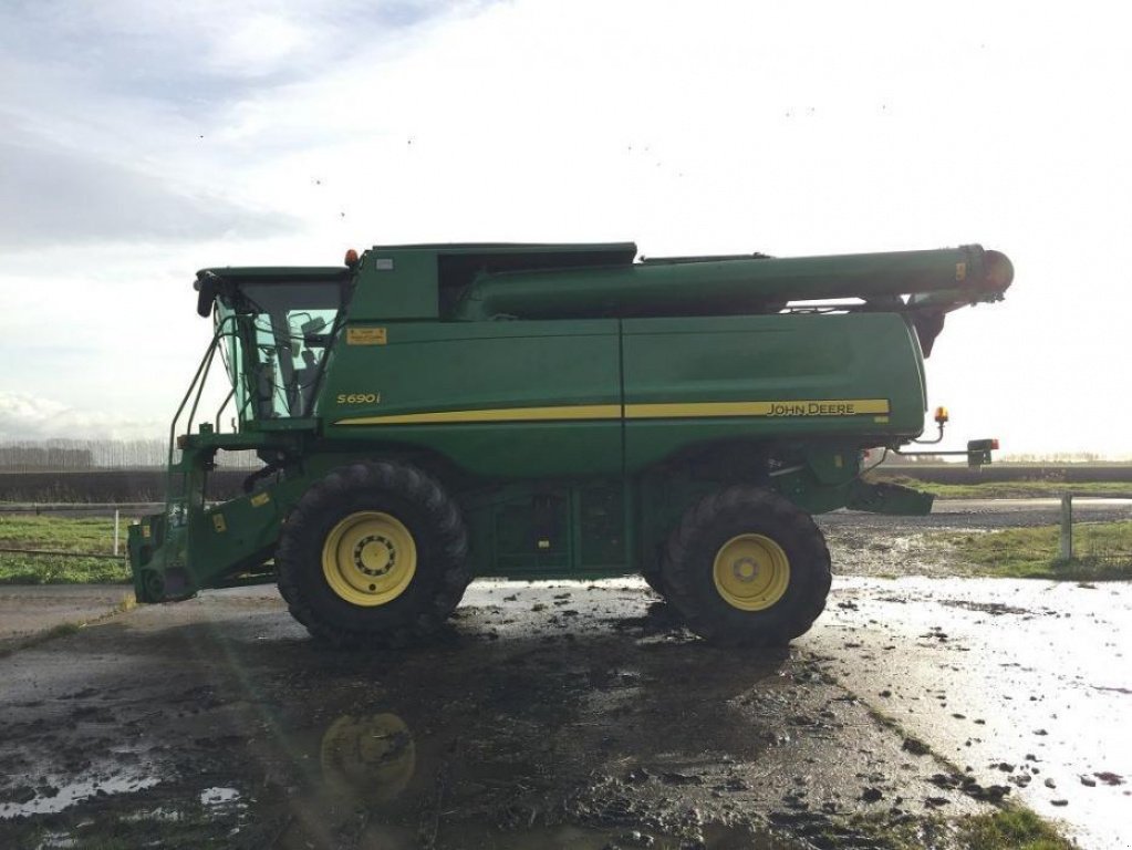 Oldtimer-Mähdrescher типа John Deere S690i, Gebrauchtmaschine в Путрівка (Фотография 7)