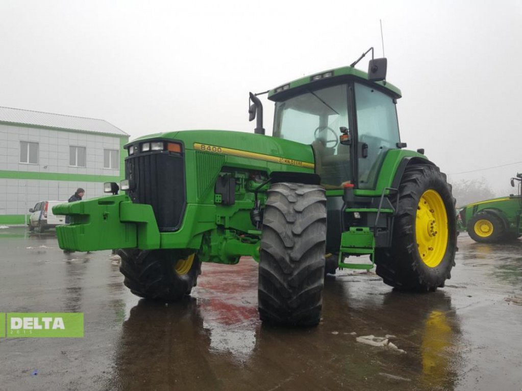 Oldtimer-Traktor типа John Deere 8400, Gebrauchtmaschine в Путрівка (Фотография 3)