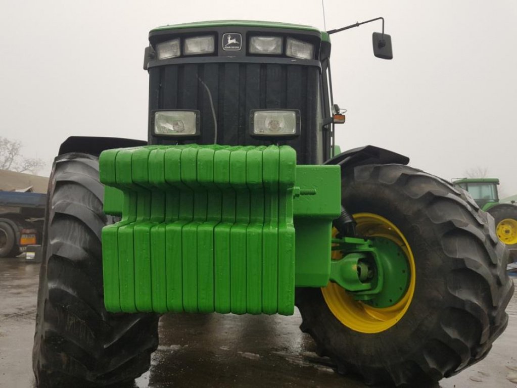 Oldtimer-Traktor типа John Deere 8400, Gebrauchtmaschine в Путрівка (Фотография 5)