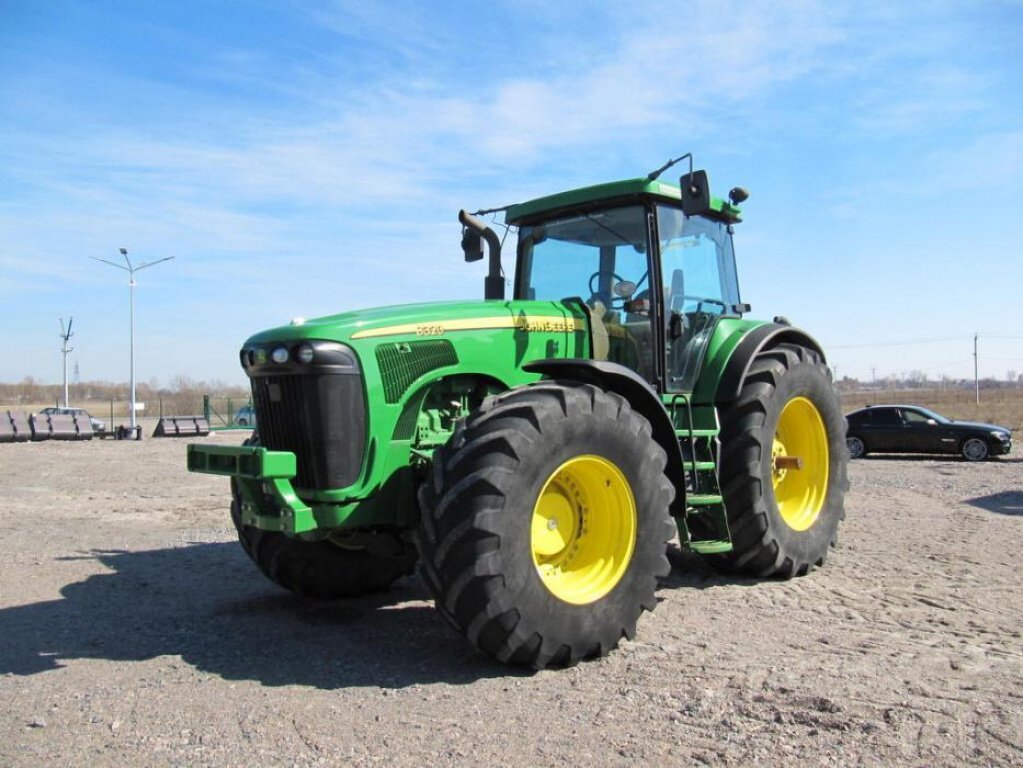 Oldtimer-Traktor от тип John Deere 8320, Gebrauchtmaschine в Путрівка (Снимка 5)