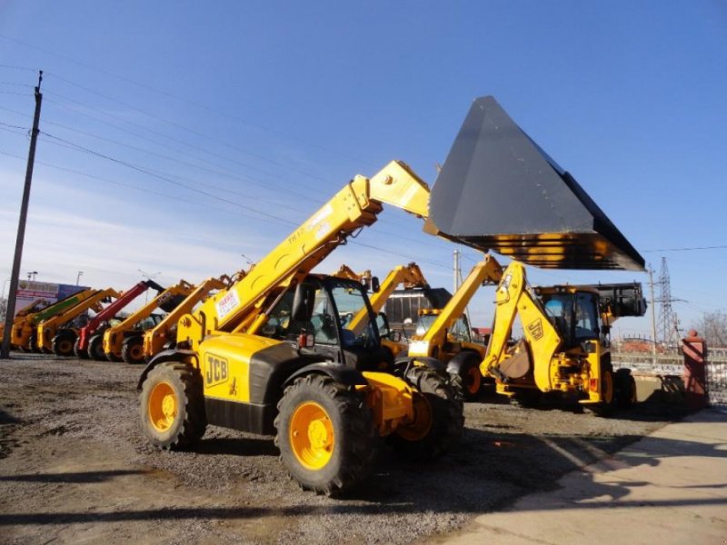 Teleskopstapler van het type JCB 531-70, Neumaschine in Антополь (Foto 1)