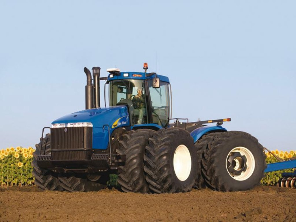 Oldtimer-Traktor del tipo New Holland T9.615, Neumaschine en Хмельницький (Imagen 6)