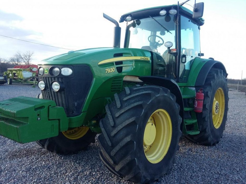 Oldtimer-Traktor del tipo John Deere 7930, Neumaschine en Біла Церква (Imagen 2)