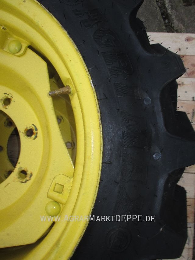 Rad del tipo BKT 250/85R24 Agrimax, Gebrauchtmaschine In Lauterberg/Barbis (Immagine 3)