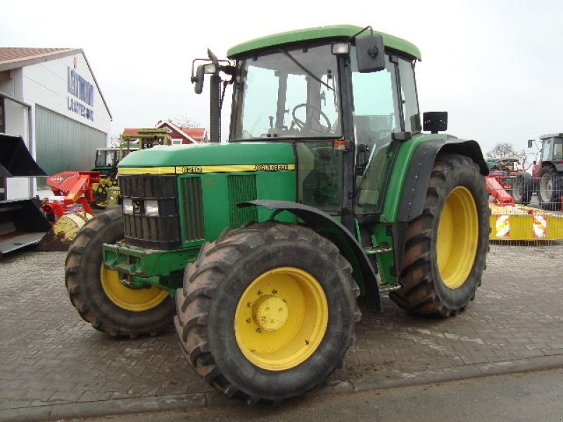 John Deere 6210 SE Tractor - technikboerse.com