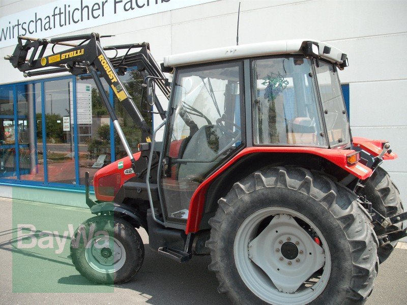 Massey Ferguson 4215 Tractor - technikboerse.com