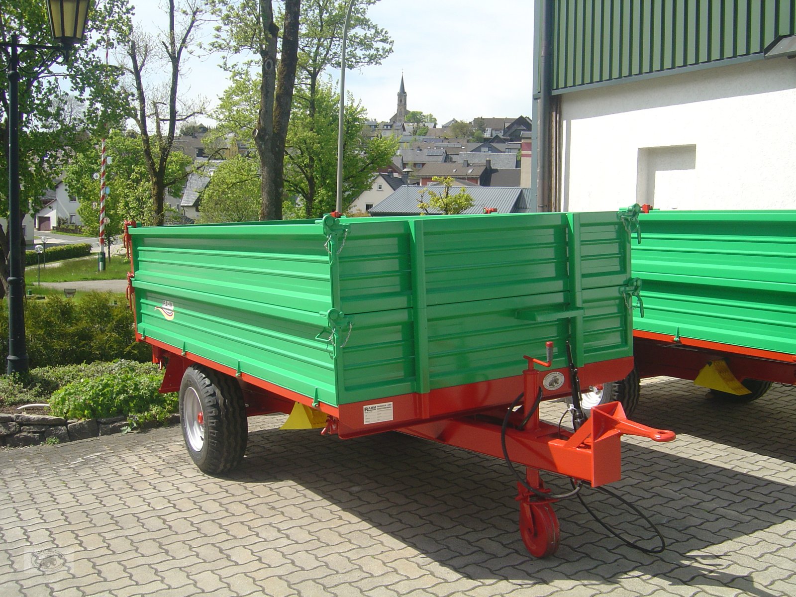 Kipper du type Rahm EDK 4000 *NEU* 4to. Brücke außen: 3,5m x 1,8m x 0,8m, mit Aufsteckbremse, Aufsatzbordwände, Pendelbordwand hinten. 25Km/h., Neumaschine en Tschirn (Photo 1)