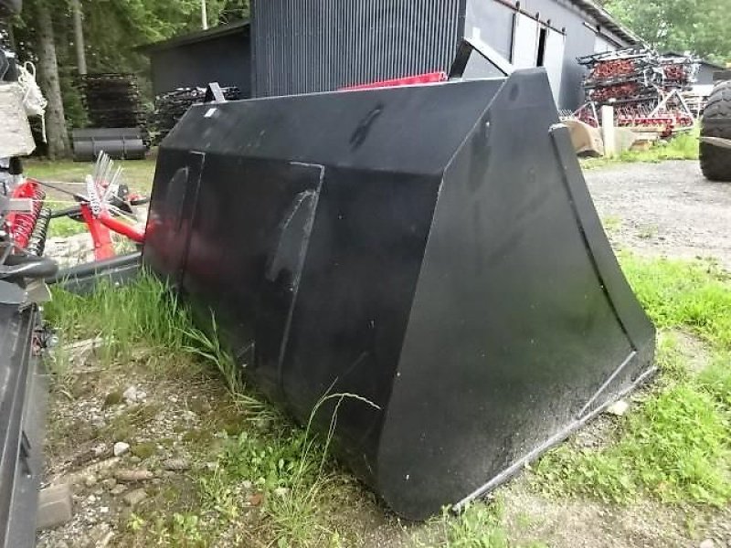 Ladeschaufel van het type H & B Maxischaufel XXL 2 Meter - für Frontlader-// Größe 2 XL  // -  2 M-, Neumaschine in Neureichenau (Foto 20)