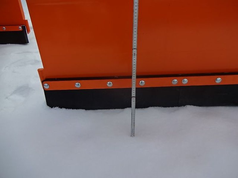 Schneepflug a típus M&H Schneeschild 3 Meter SP -  Hydraulisch schwenkbar- mit Anfahrsicherung, Neumaschine ekkor: Neureichenau (Kép 26)