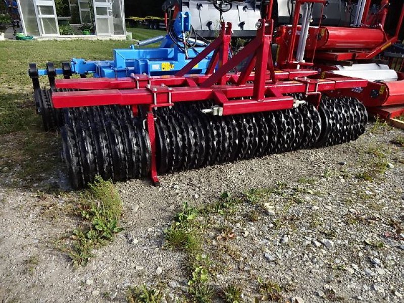 Packer & Walze del tipo H & B HL M 3 Meter Cambrigewalze, Neumaschine en Neureichenau (Imagen 22)