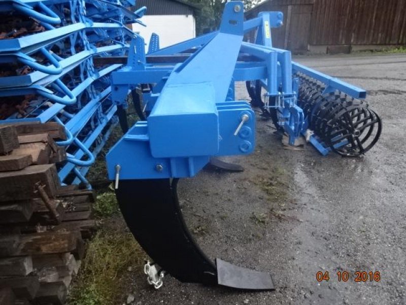 Tiefenlockerer tip H & B H LM Tiefenlockerer 1,5 M- 1,8- 2 M - 3 Meter, Neumaschine in Neureichenau (Poză 1)