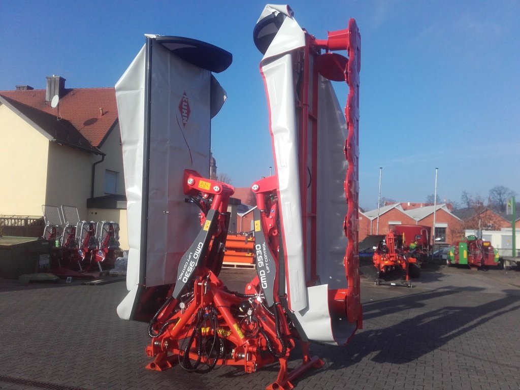 Mähwerk of the type Kuhn GMD 9530 FF, Neumaschine in Amberg (Picture 1)