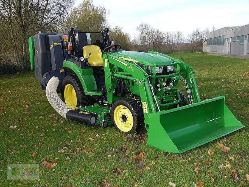 John Deere 2036R Municipal tractor - technikboerse.com